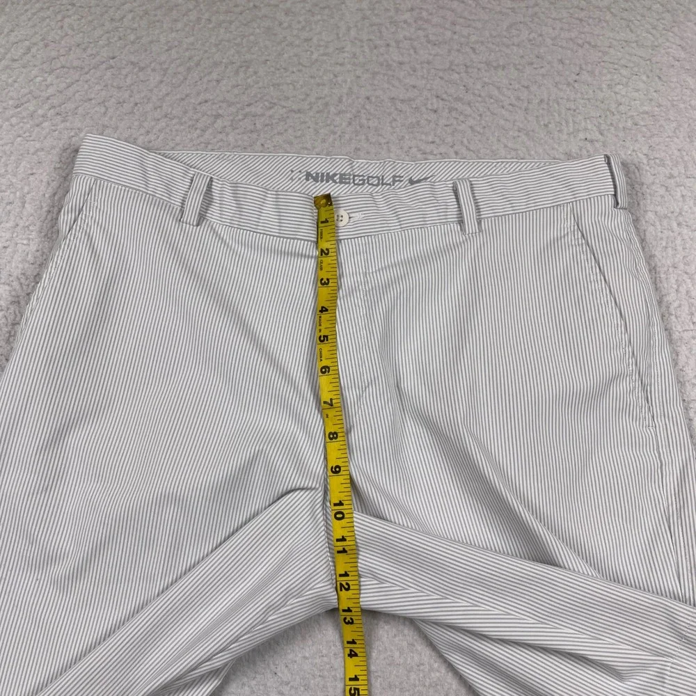 Nike Golf Shorts Mens 36 Grey White Pinstripe Performance‎ Travel Preppy Striped